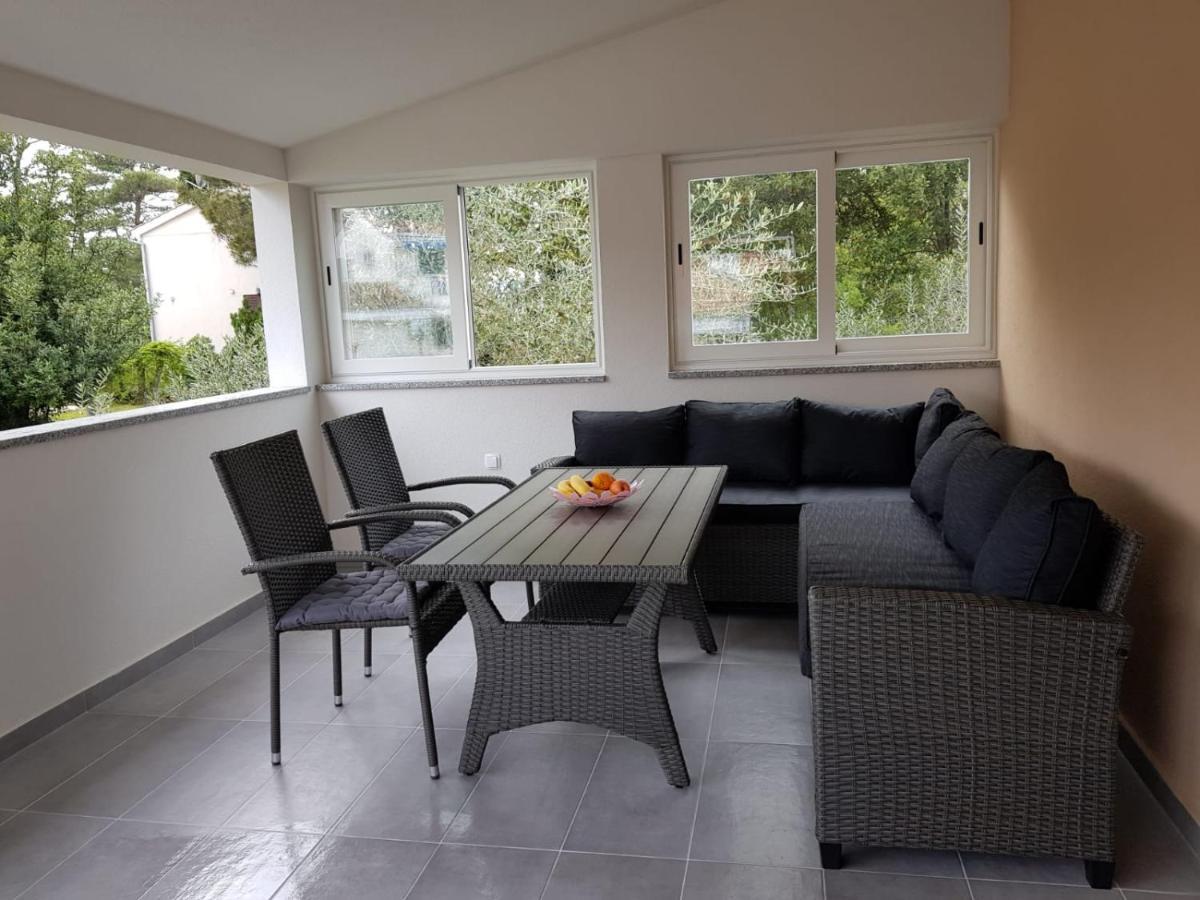 Relax Zone III Apartamento Malinska Exterior foto